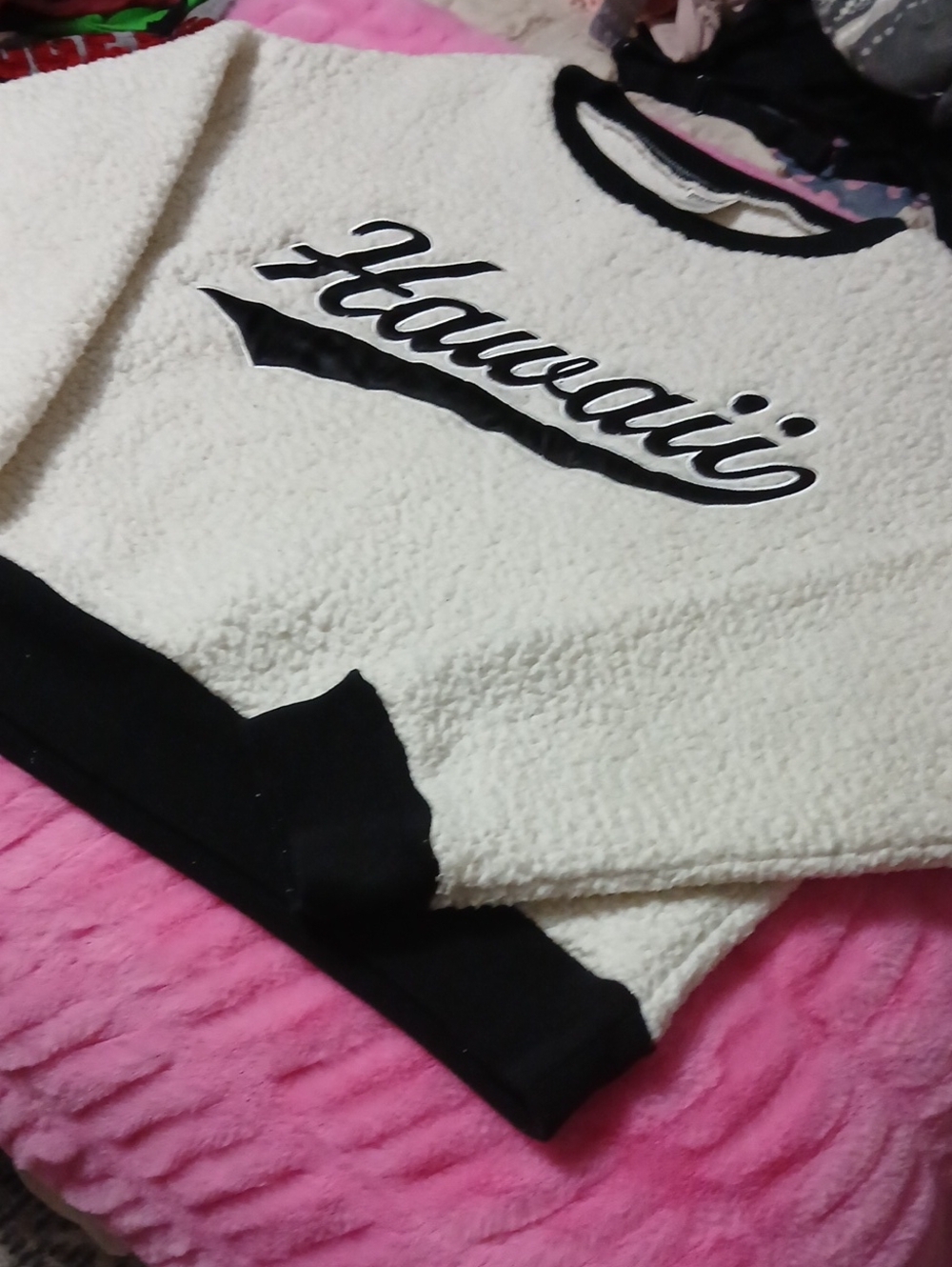 Pink - Picture 2 of 5